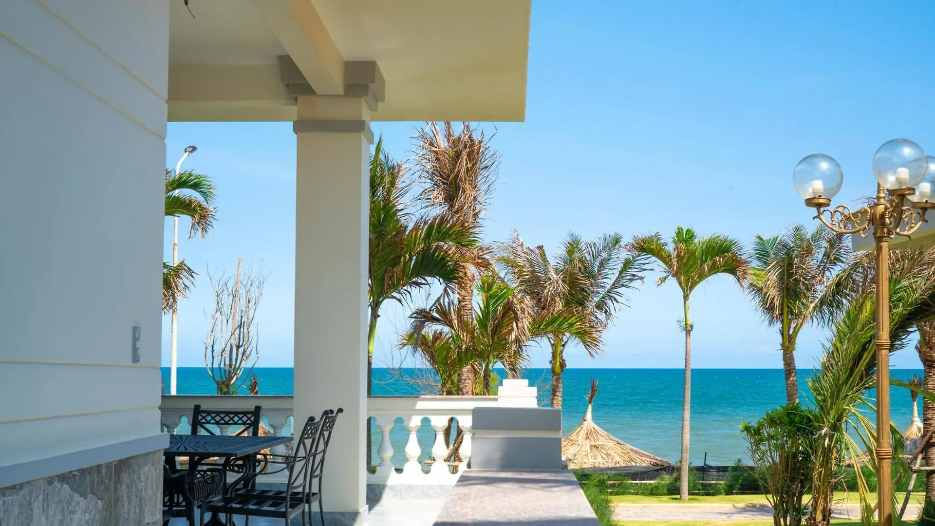 Blooming Lotus Resort Spa Phan Thiet 0*,